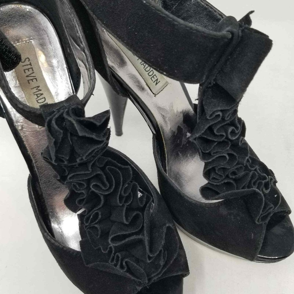 Steve Madden Black Ruffle Peep-Toe Heels